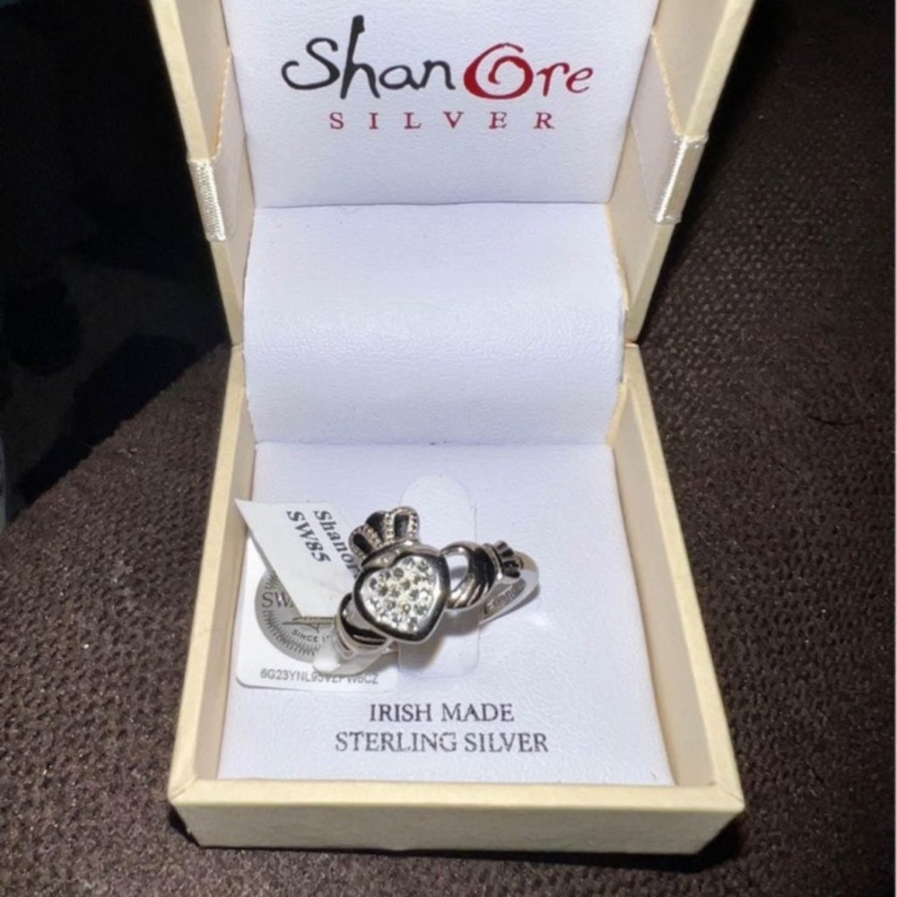Claddagh Irish Ring